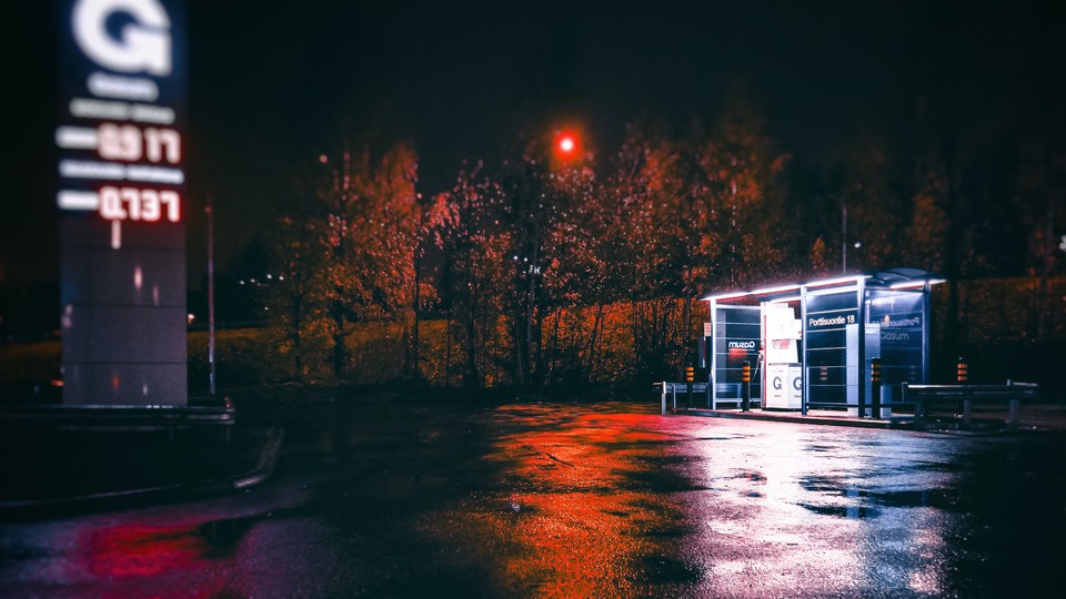 upplyst busshållplats i Finland